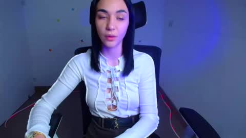 Tayla online show from October 20, 6:07 am