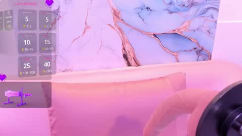 taylor_cupper_ online show from September 19, 5:00 am