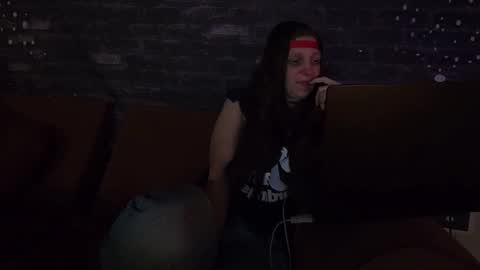 taylor_faye online show from December 28, 4:41 am