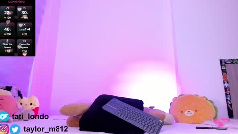   online show from February 19, 11:25 pm