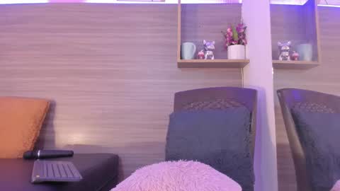 Taylor  online show from February 26, 3:43 pm