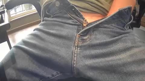 taylorsguy online show from December 18, 7:19 pm