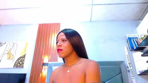 Tayra...  online show from April 19, 12:39 pm