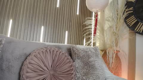 Sofia online show from April 9, 8:36 pm