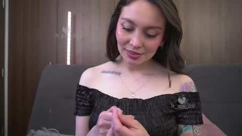 Leo and Luna online show from February 26, 4:54 pm