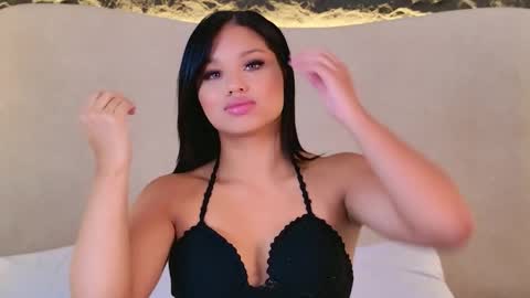 Bruna online show from October 15, 8:31 pm