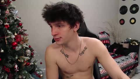 Teddy online show from December 14, 4:30 am