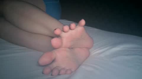 Viv West online show from November 18, 3:31 am