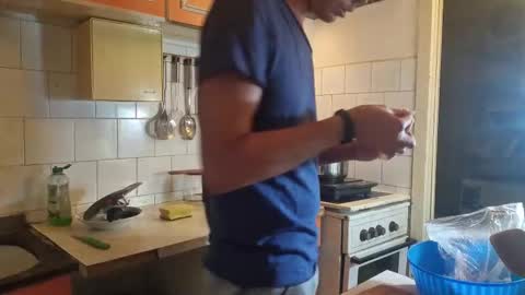 Virg Lszl online show from September 27, 4:27 pm