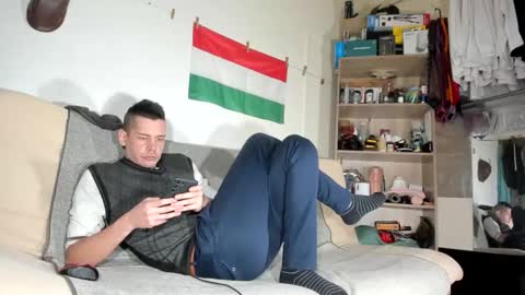 Virg Lszl online show from January 18, 4:49 pm