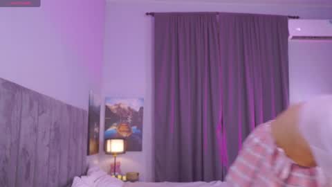 Tella online show from November 2, 10:48 am