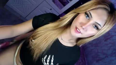 Im Dianna DONT FORGET TO FOLLOW ME   online show from September 9, 9:20 am