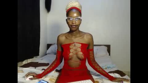 tempting_vibe online show from May 6, 6:03 pm