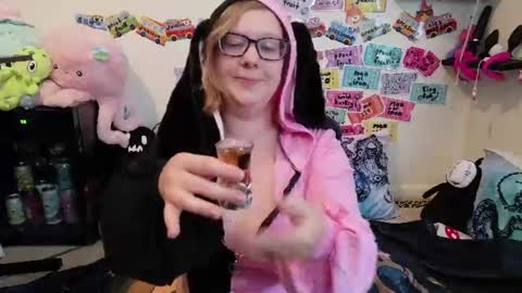 Pixie and Tentacle Overlord online show from June 12, 10:09 pm