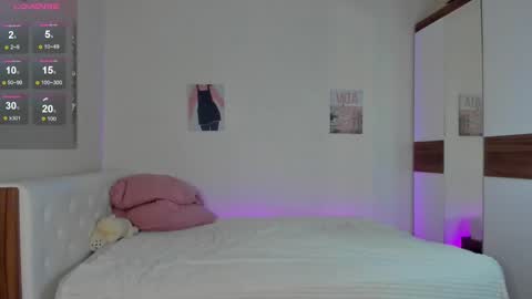 Snapshot of tender_babyy chatting on January 30, 5:49 pm Sexy girl Li online show from January 30, 5:49 pm