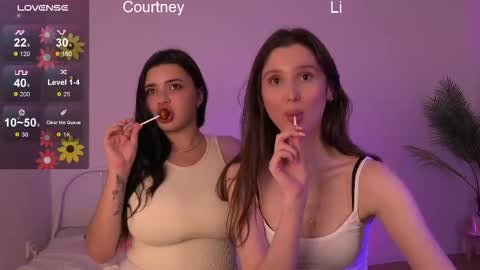 Snapshot of tender_babyy chatting on October 13, 4:09 pm Sexy girl Li online show from October 13, 4:09 pm