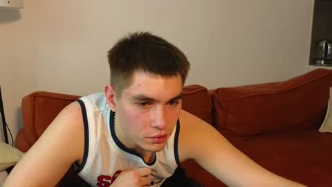 Amanda and Kenny online show from February 8, 6:33 pm