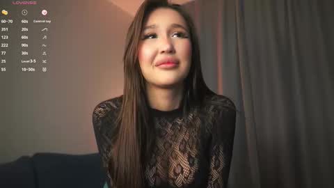 Snapshot of tenderly_vi chatting on October 30, 12:06 pm Welcome to my room Call me Vi Lovense active online show from October 30, 12:06 pm