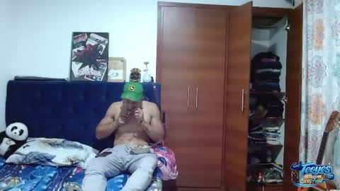 teoyes_ online show from July 10, 2:38 am