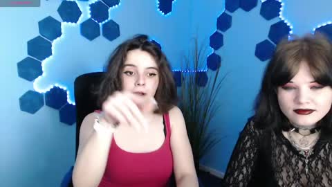 your love online show from May 4, 9:27 am