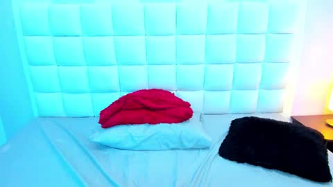 Teresa online show from March 3, 3:43 pm