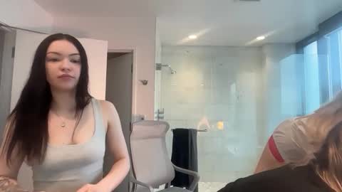 tessamorris online show from March 12, 7:06 pm