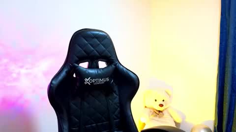 Tessy online show from November 14, 4:31 pm