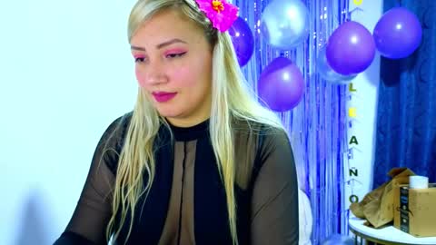 Tessy online show from September 24, 4:47 pm