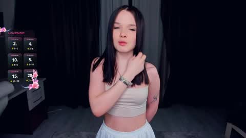 Cindy online show from March 29, 7:37 pm