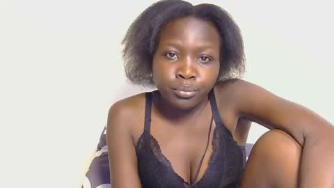 tessy online show from April 28, 6:56 pm