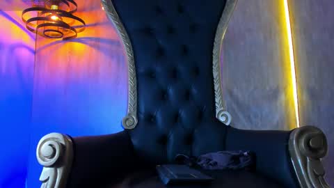 thaddeus king online show from September 28, 1:14 am