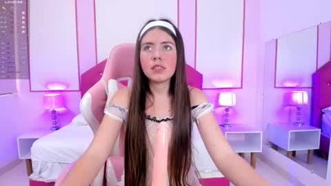 Thalia  online show from October 20, 8:14 pm