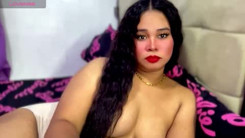 Ms. Thalia online show from November 26, 4:54 am