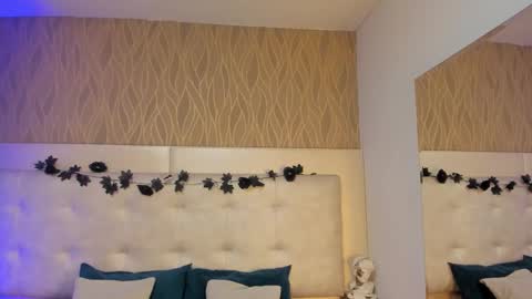 ThaliaWest online show from December 16, 7:42 pm