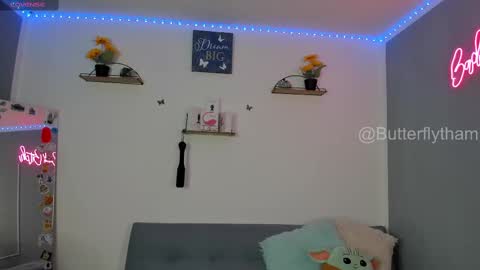 Snapshot of thamara_cooper_ chatting on February 14, 1:13 am thamara_cooper_ online show from February 14, 1:13 am