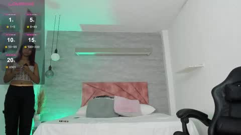 Thara Rouse online show from December 4, 12:49 pm