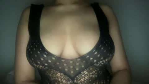 Melanie online show from August 2, 1:51 am