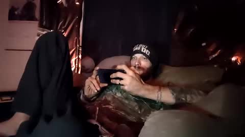 thatcouple online show from December 13, 6:31 am