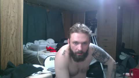 Snapshot of the4stringmotha chatting on January 31, 5:53 pm BiggerINalaska online show from January 31, 5:53 pm