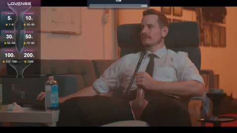 Snapshot of the_dilf chatting on February 10, 3:53 pm The DILF -  online show from February 10, 3:53 pm