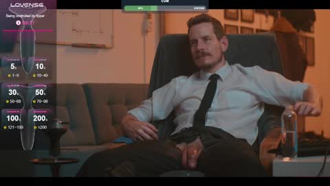 Snapshot of the_dilf chatting on March 1, 3:49 pm The DILF -  online show from March 1, 3:49 pm