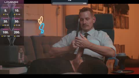 Snapshot of the_dilf chatting on January 26, 9:07 pm The DILF -  online show from January 26, 9:07 pm