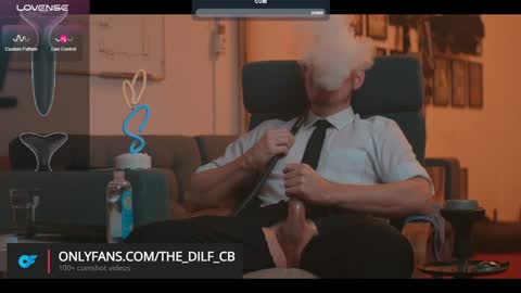 Snapshot of the_dilf chatting on February 6, 10:04 am The DILF -  online show from February 6, 10:04 am