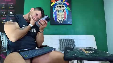 SCOTT  THEO  KAMERON  GENDERSON online show from March 9, 4:44 pm