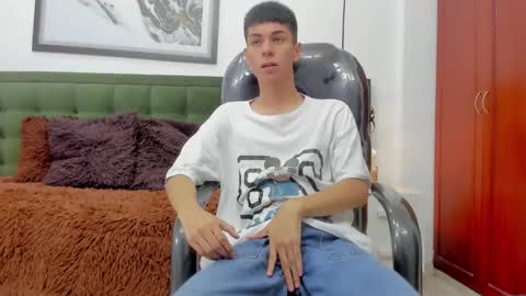   T H E    M A R K   K I N G online show from January 14, 5:32 pm