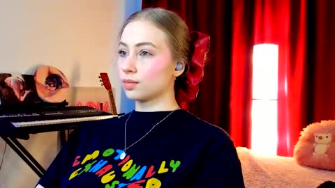 Ally    STREAMING ON TWITCH NOW Check my Twitter for updates online show from March 5, 5:49 am