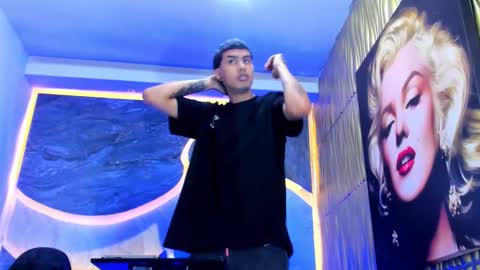 DEAN AND MARY online show from February 7, 12:30 pm