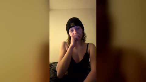 theborderline14 online show from February 21, 5:21 am