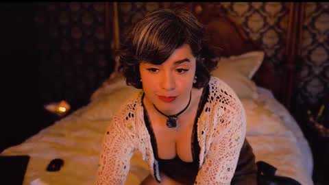 Joan online show from November 26, 8:27 pm