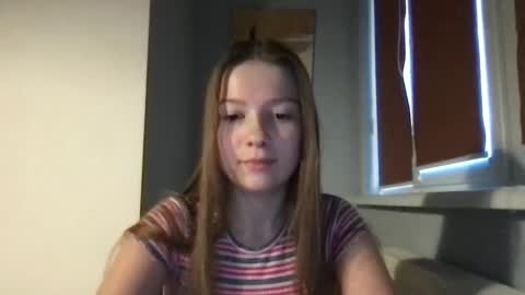 Crystal online show from December 3, 12:44 pm